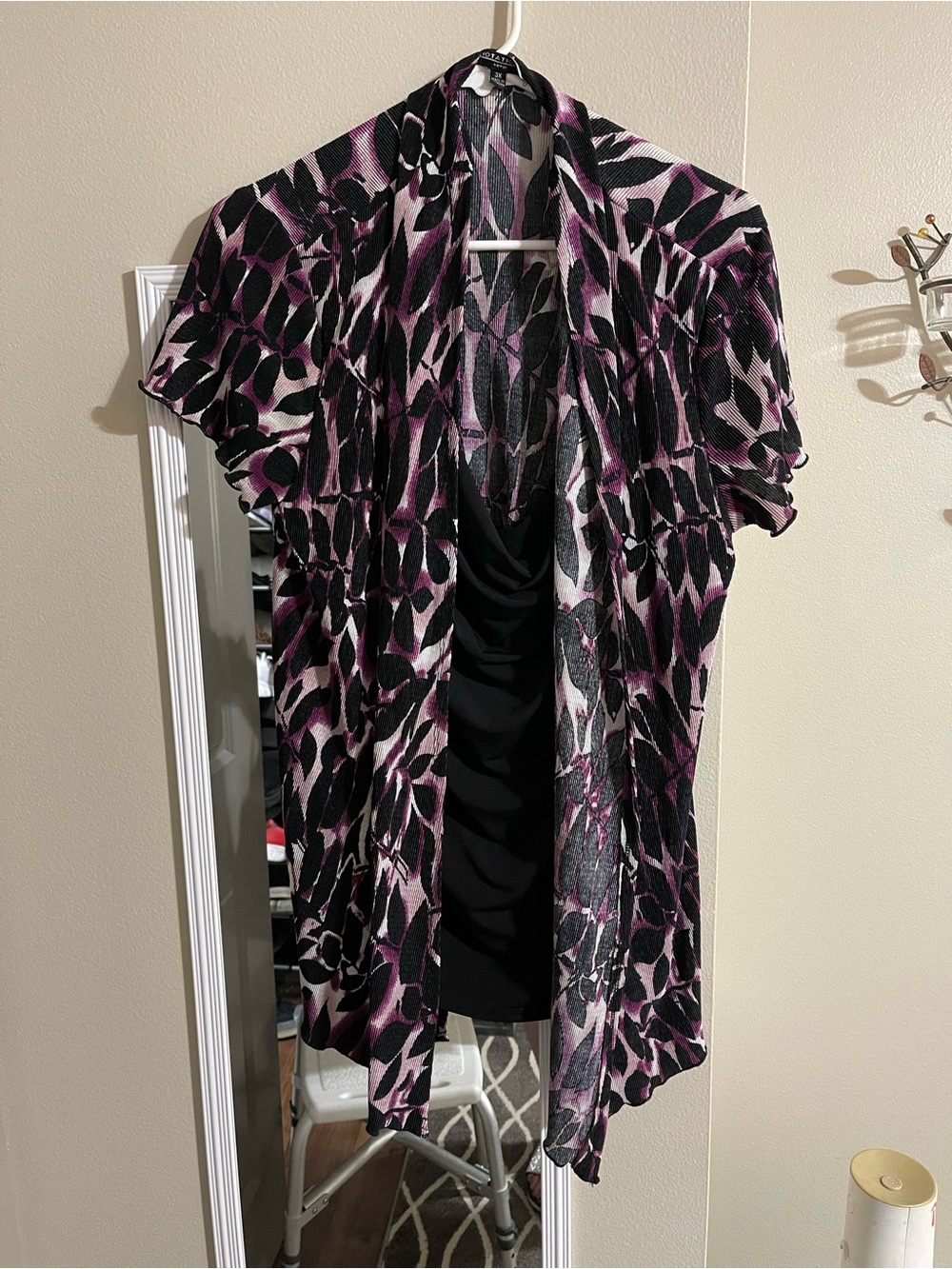 Floral Leaf Open Front Cardigan - Black & Purple